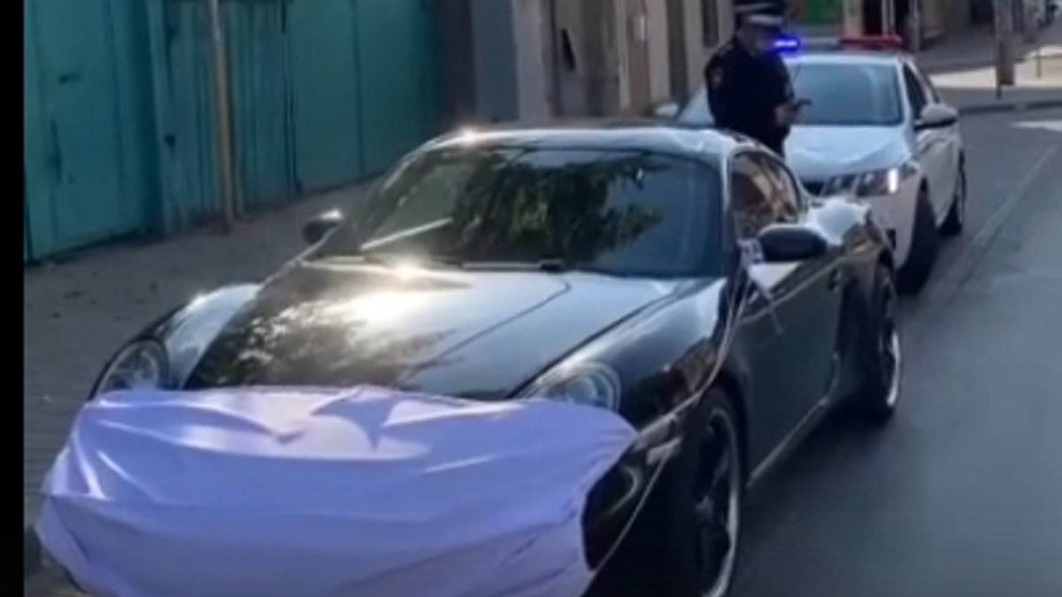 автомобиль автомобиль