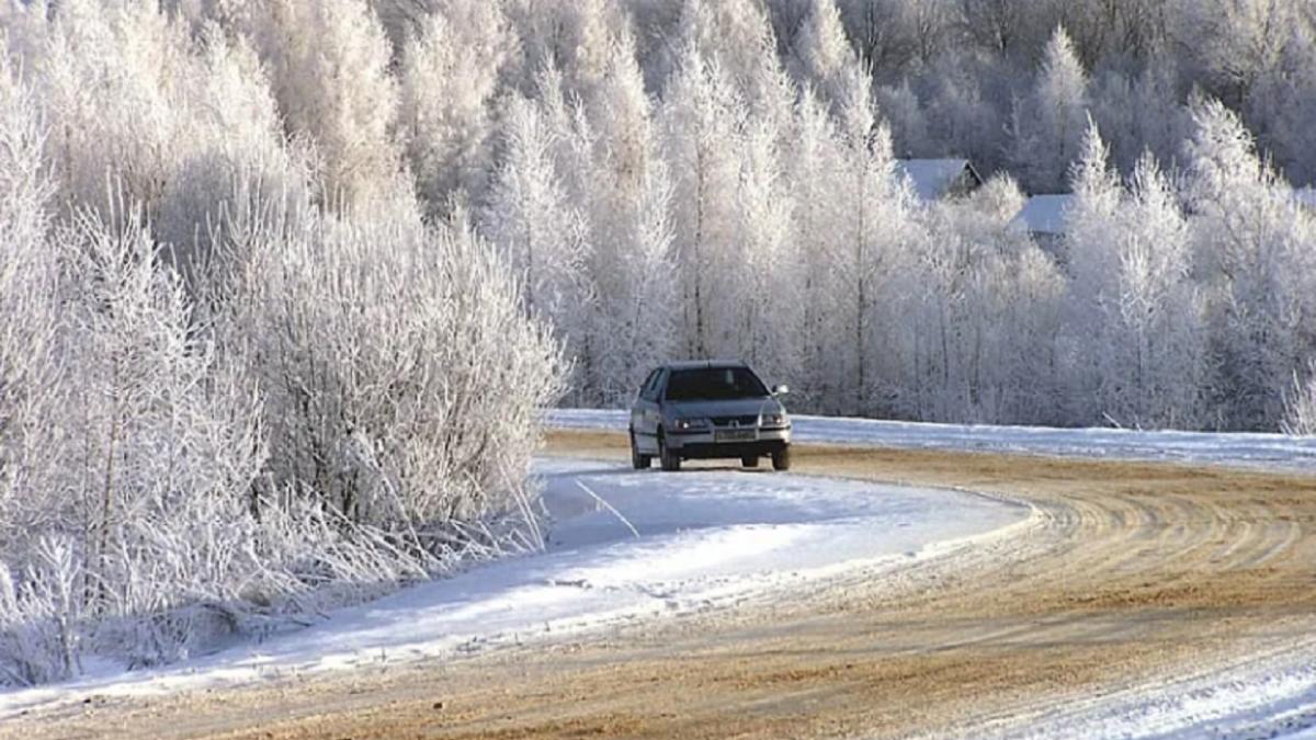 Зимняя автомобильная дорога