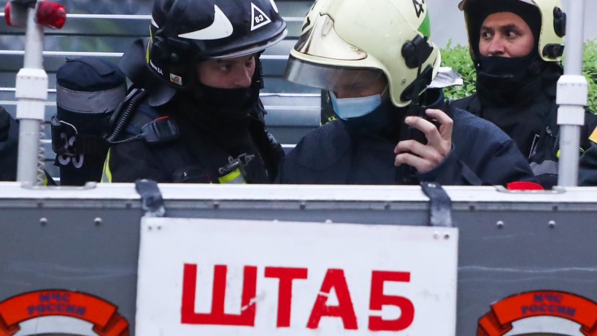 МЧС в Астрахани В Астрахани произошло массовое отравление хлором в бассейне