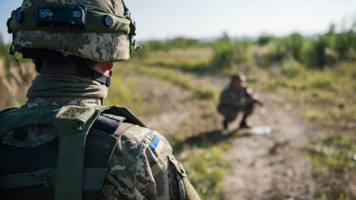 Военные ВСУ бегут Украинские военные