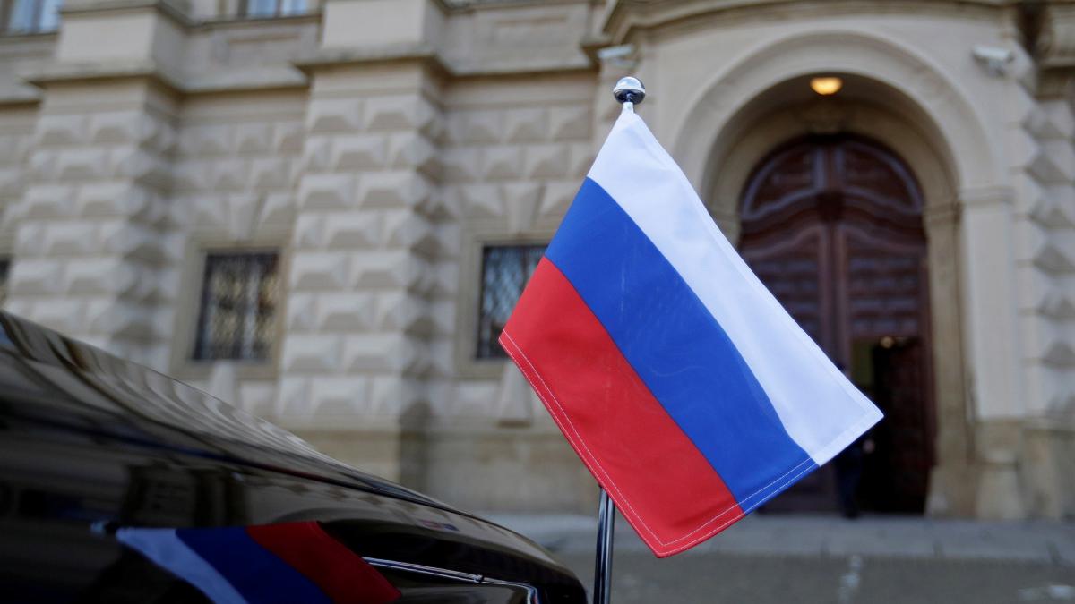 Эксперт: Чехия сможет конфисковать недвижимость у россиян Чехия легко будет забирать квартиры и дома у россиян