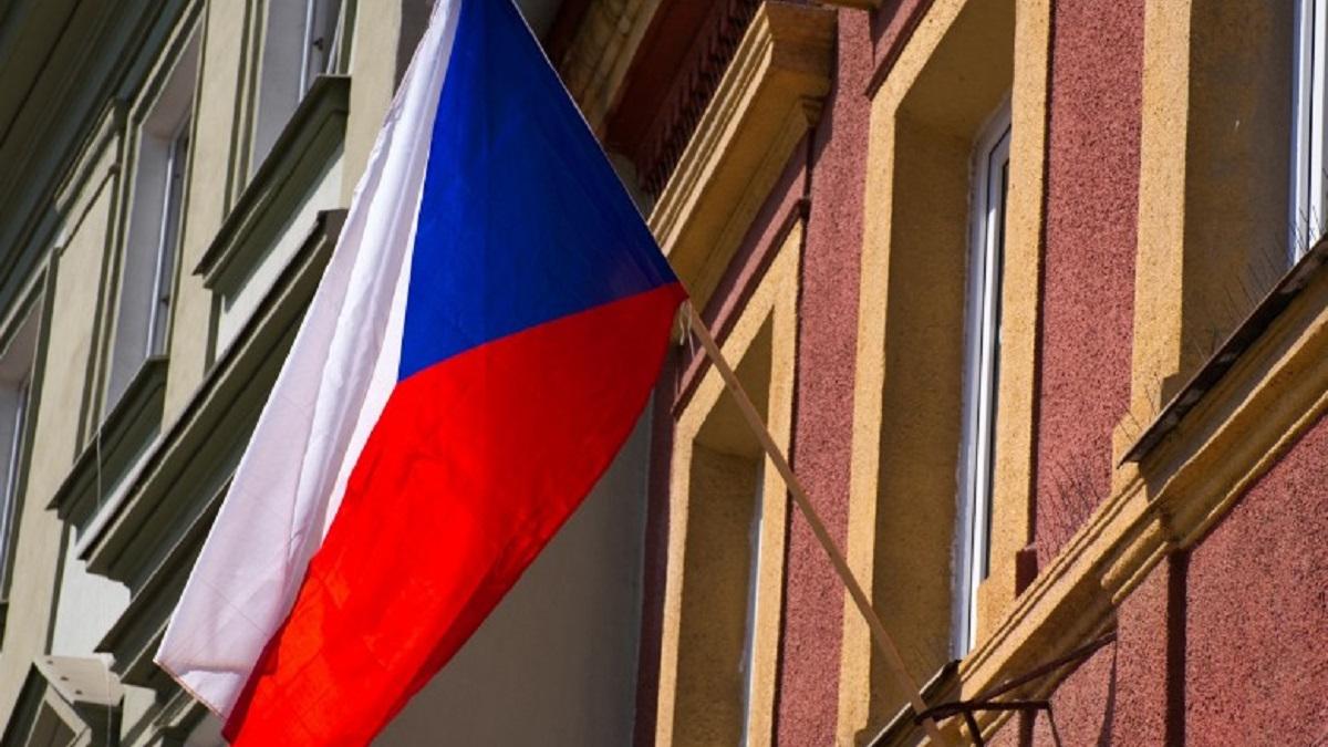В Чехии заявили о болезненных последствиях от испорченных отношений с Россией В Чехии заявили о болезненных последствиях от испорченных отношений с Россией
