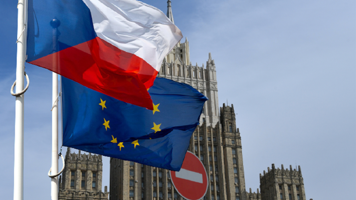 Чехия, Россия, Евросоюз В Словакии раскрыли, почему ЕС не поддержал Чехию в шпионском скандале с Москвой