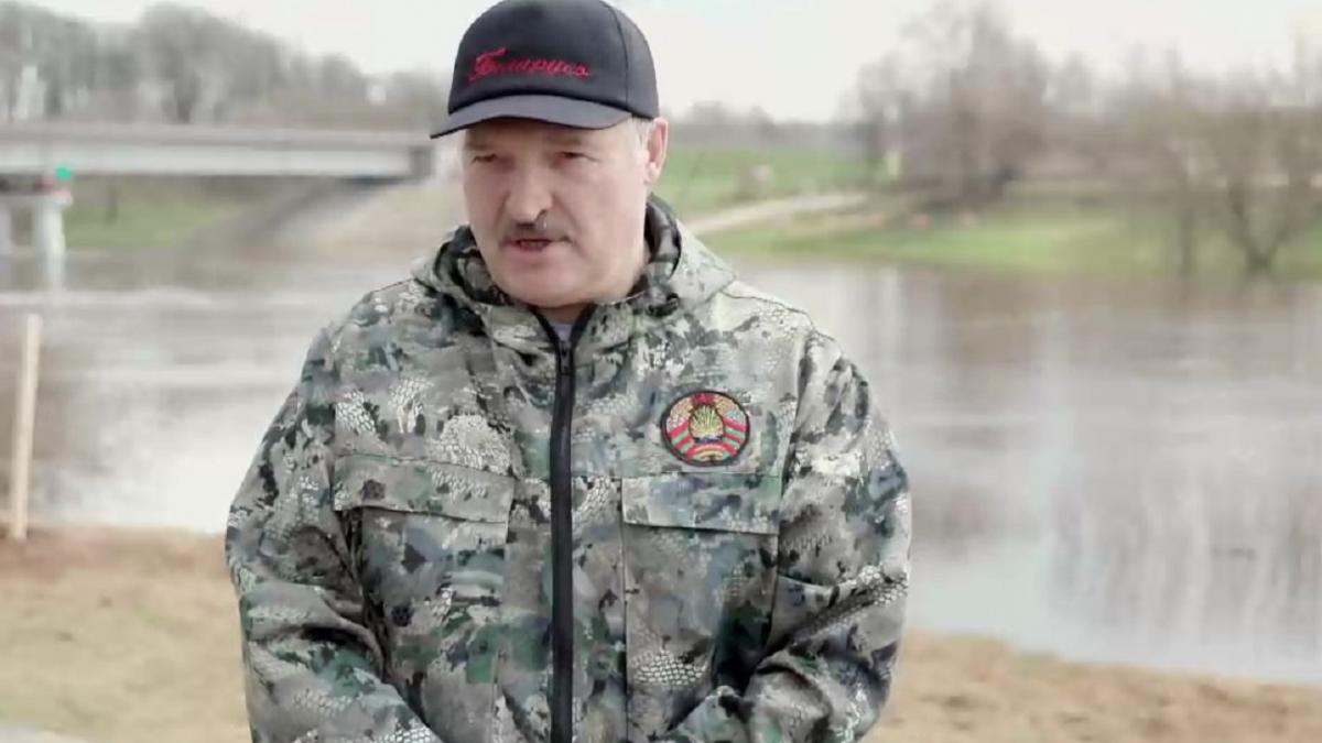 Александр Лукашенко Лукашенко: «У них ничего не получится. Я принял решение»
