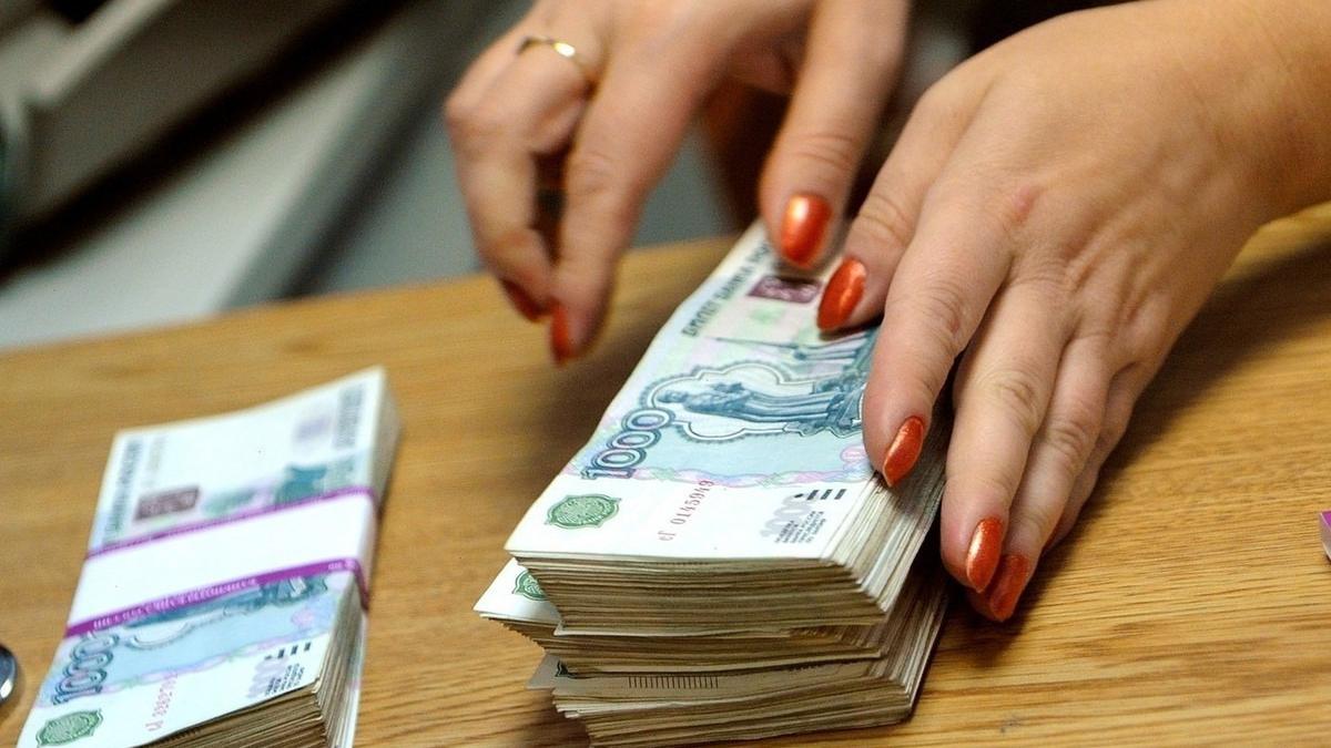 Ректор одного из вузов Волгограда попал под следствие за присвоение бюджетных денег деньги