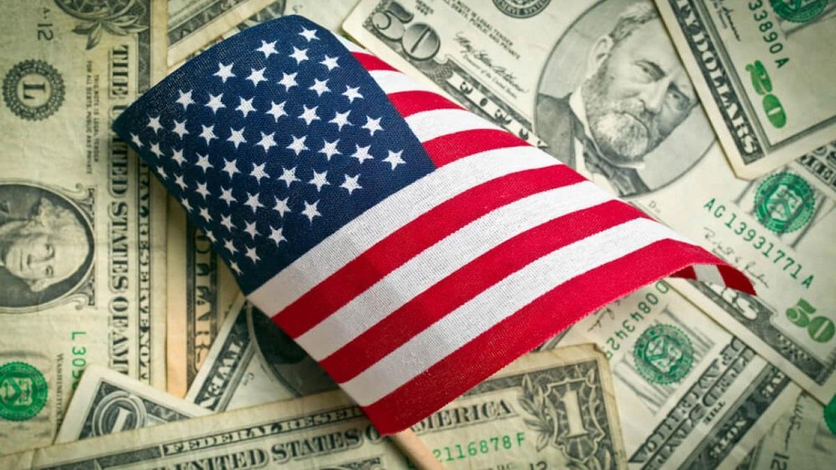 Политолог Пионтковский: власти США могут лишить российскую элиту триллиона долларов доллары США
