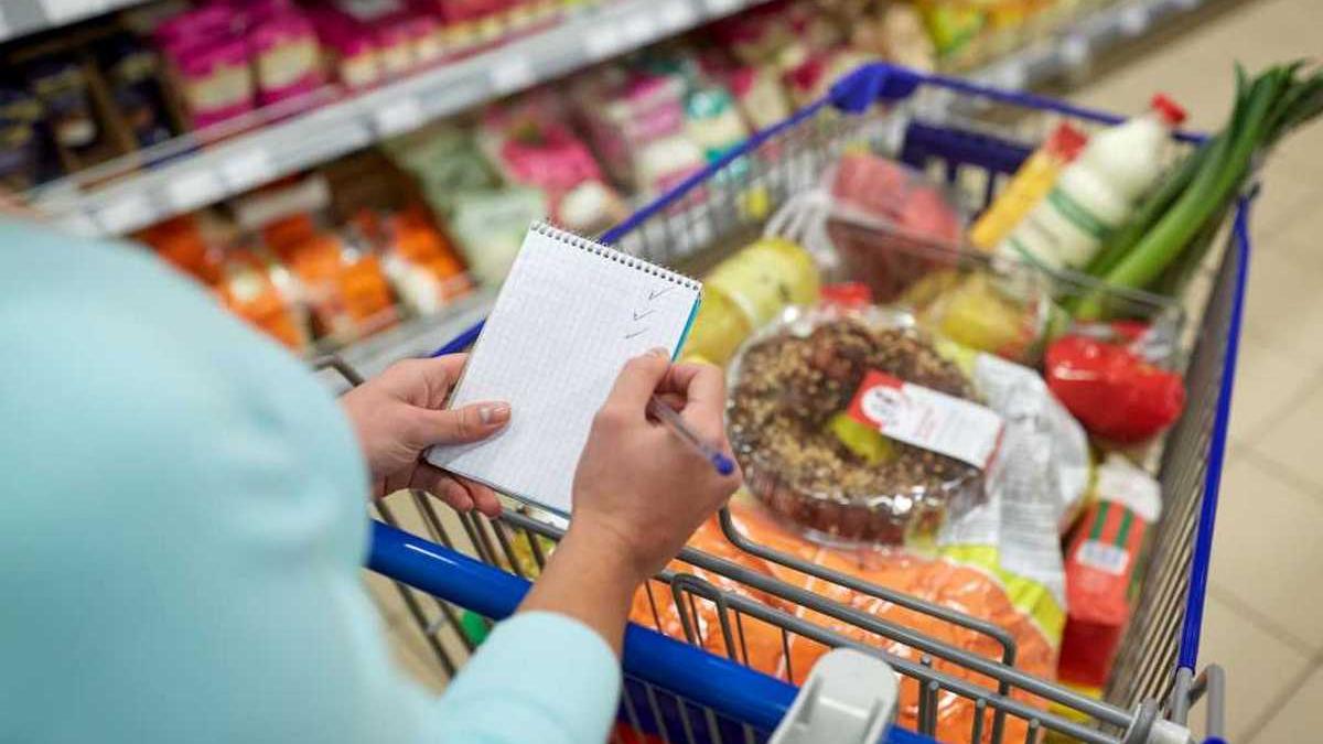 В каких регионах россияне больше всего тратят на еду рассказали аналитики рейтингового агентства В каких регионах россияне больше всего тратят на еду рассказали аналитики рейтингового агентства