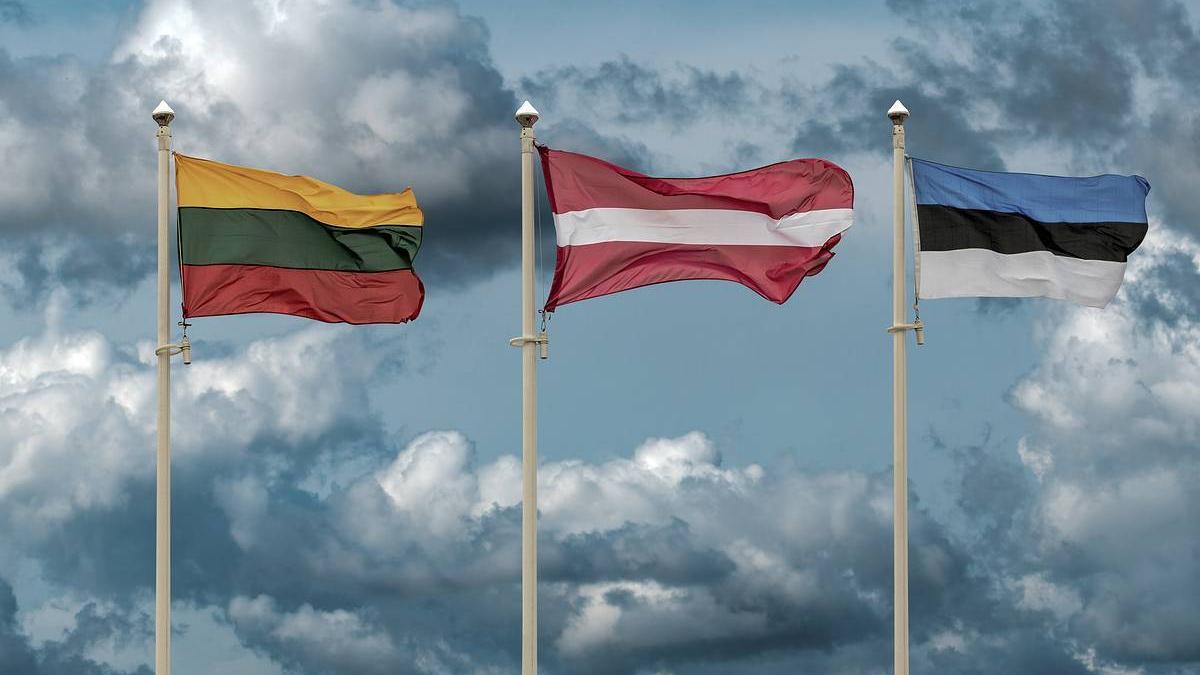 Флаги Литвы, Латвии и Эстонии Флаги Литвы, Латвии и Эстонии