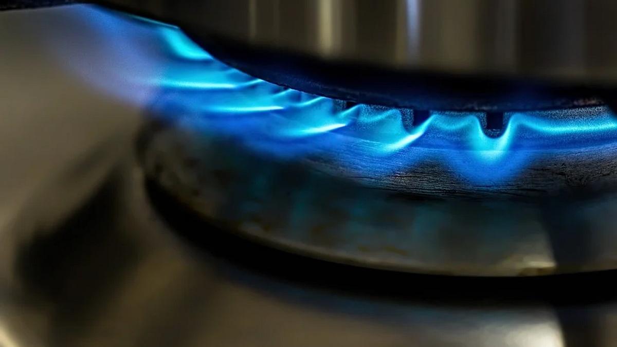 Пламя газовой плиты Пламя газовой плиты