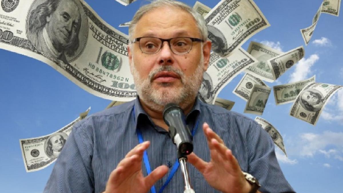 Михаил Хазин экономист Экономист Михаил Хазин