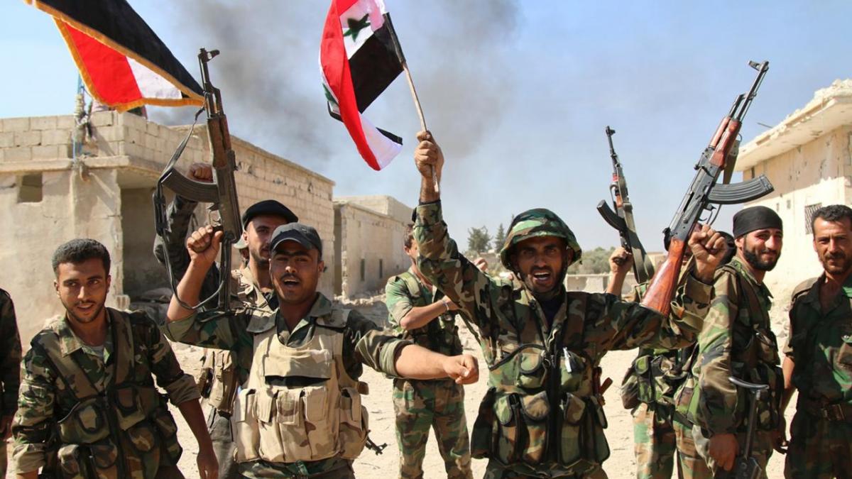 Армия США покидает свои позиции в районе сирийского Манбиджа, город перешел под контроль сирийских военных Армия США покидает свои позиции в районе сирийского Манбиджа, город перешел под контроль сирийских военных