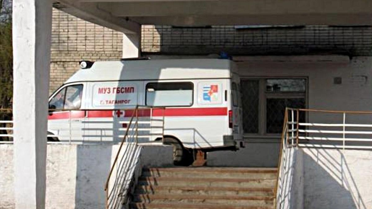 Главврач Таганрогской больницы объяснил скопление трупов Главврач объяснил скопление трупов в таганрогской больнице дефицитом мест для покойников