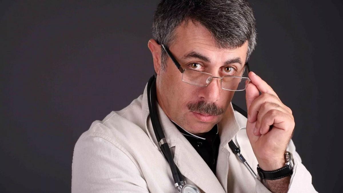 Комаровский рассказал, чем опасен длительный карантин для людей комаровский коронавирус