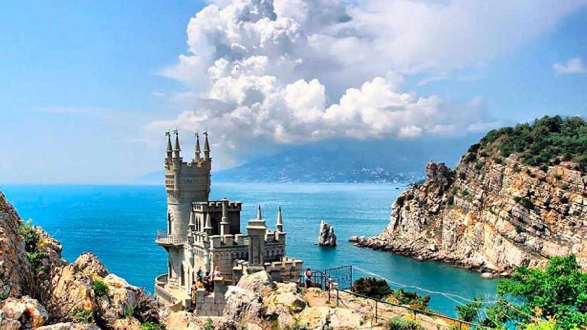 Фотография побережья в Крыму Крым