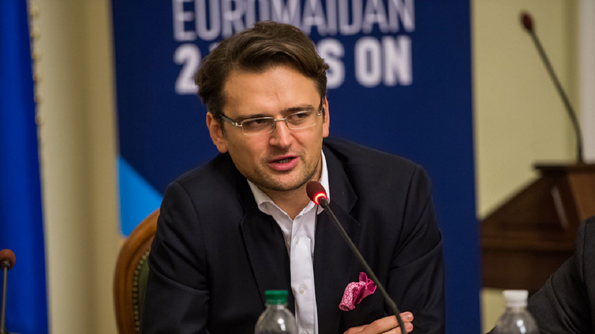 Украинский вице-премьер заявил о готовности к отмене ЕС санкций против России На Украине заявили о готовности отменить антироссийские санкции