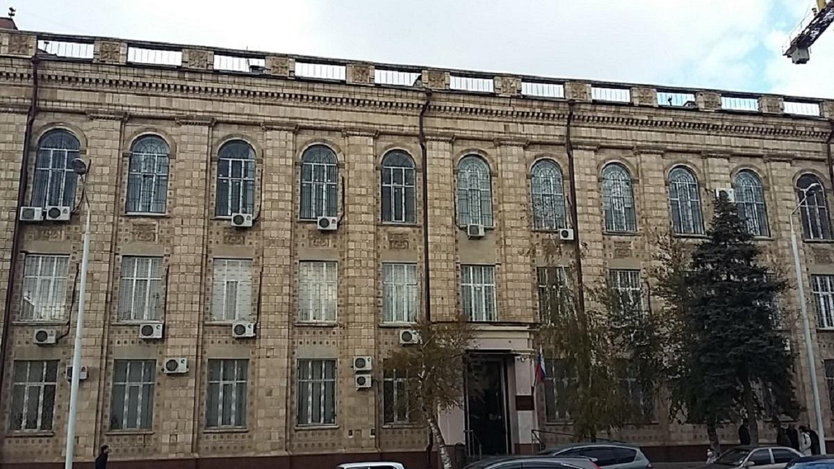 Ленинский суд Ростова В Ростове определен под стражу бизнесмен Карим Бабаев