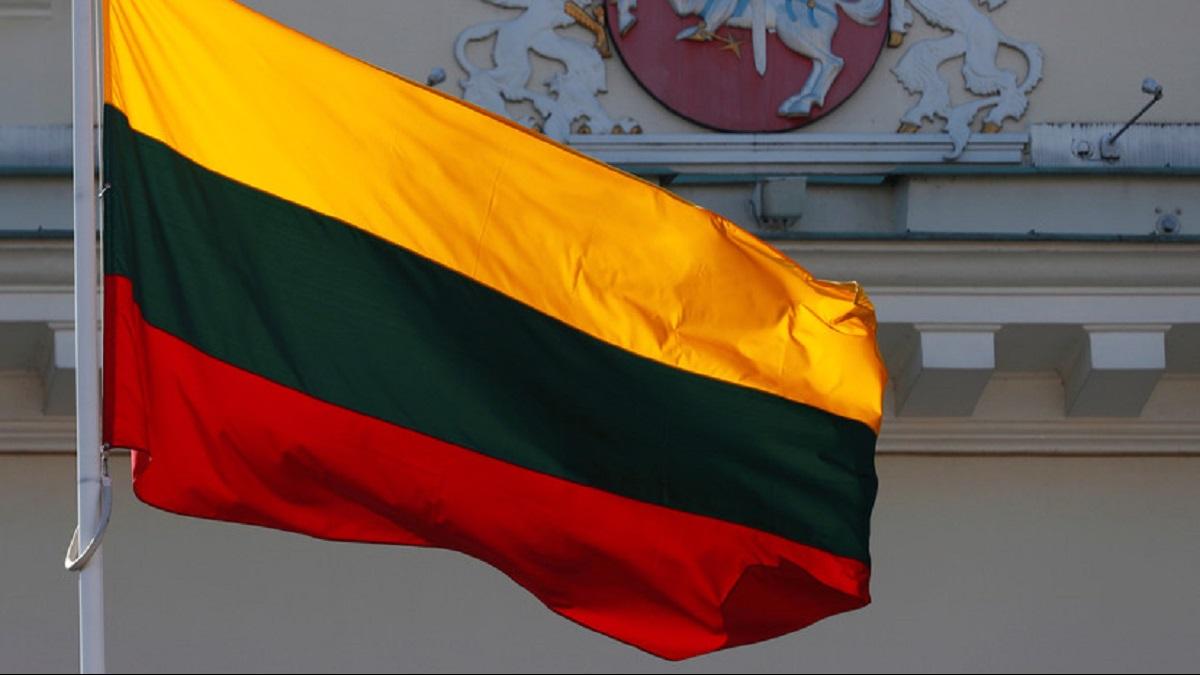 Кремль не пригласил власти Литвы на празднование 75-летия Победы Кремль не пригласил власти Литвы на празднование 75-летия Победы