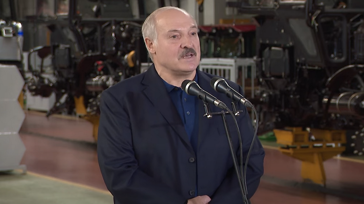 Лукашенко рассказал о своих возможных симпатиях к кандидатам в президенты Беларуси Александр Лукашенко