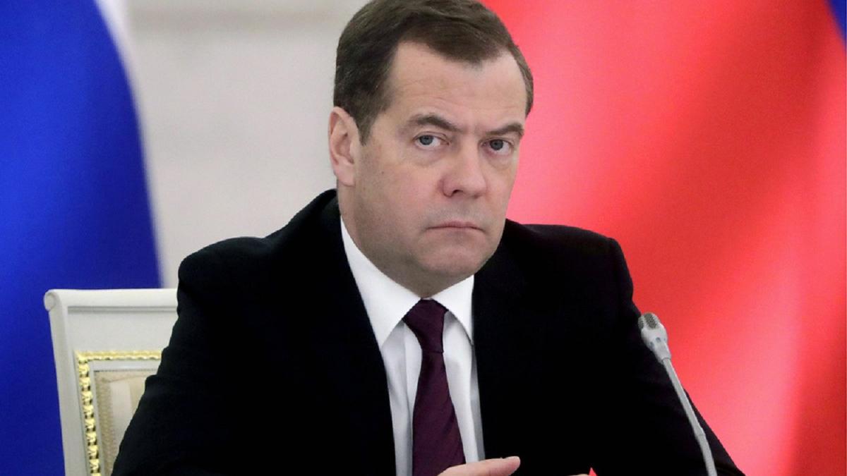 Стали известны подробности неожиданной отставки правительства Стали известны подробности неожиданной отставки правительства