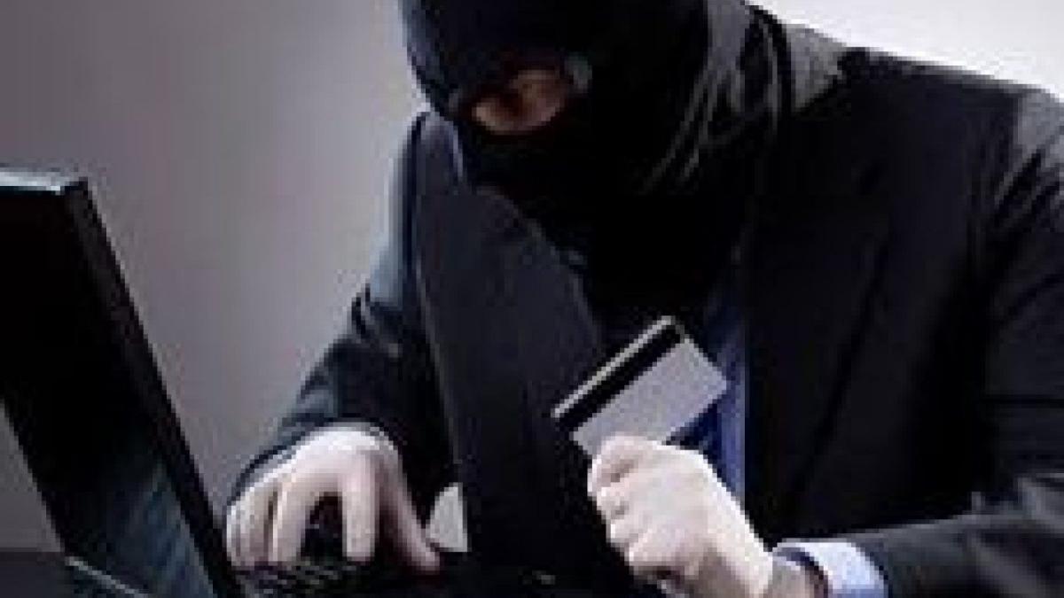 В Роскачестве объяснили, как не дать себя обмануть в соцсетях Интернет-мошенник