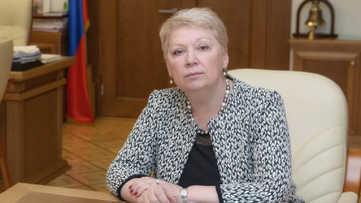 Министр просвещения России Ольга Васильева В России изменится система начисления зарплаты учителей