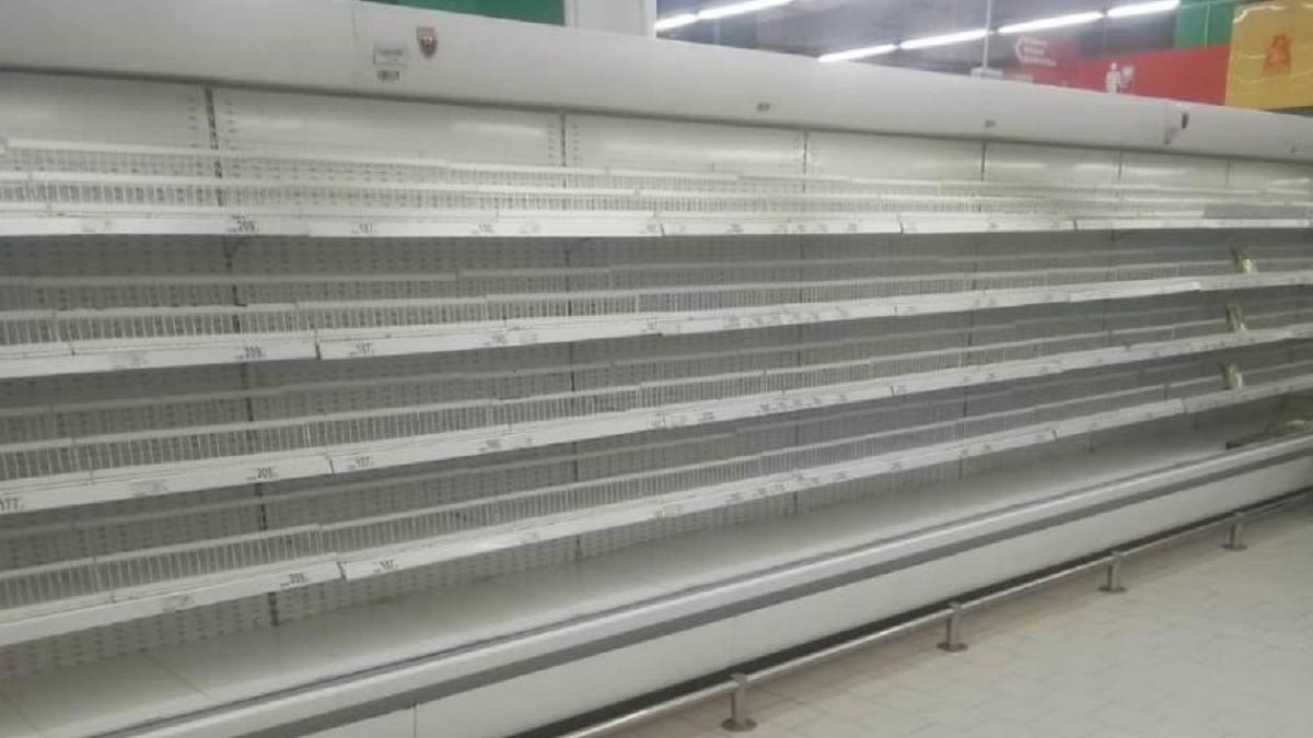 Пустые полки в магазине В Минприроды опровергли риск появления пустых полок в магазинах