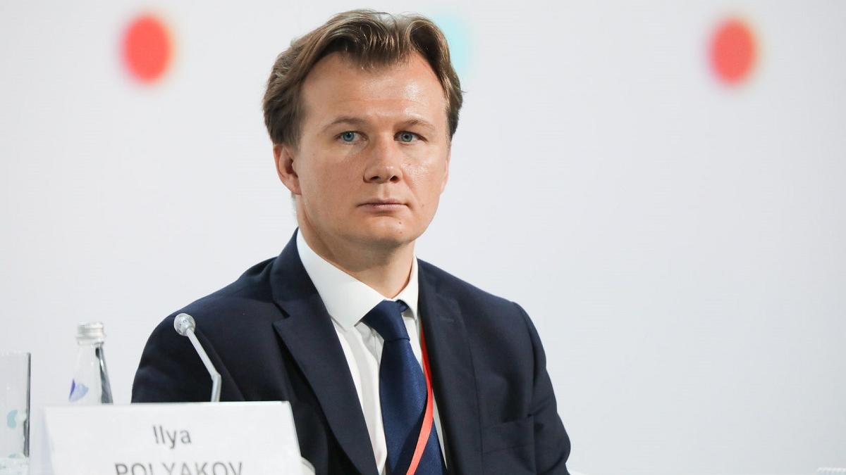 Банкир рассказал россиянам, как хранить сбережения Банкир дал совет, в какой валюте лучше хранить сбережения