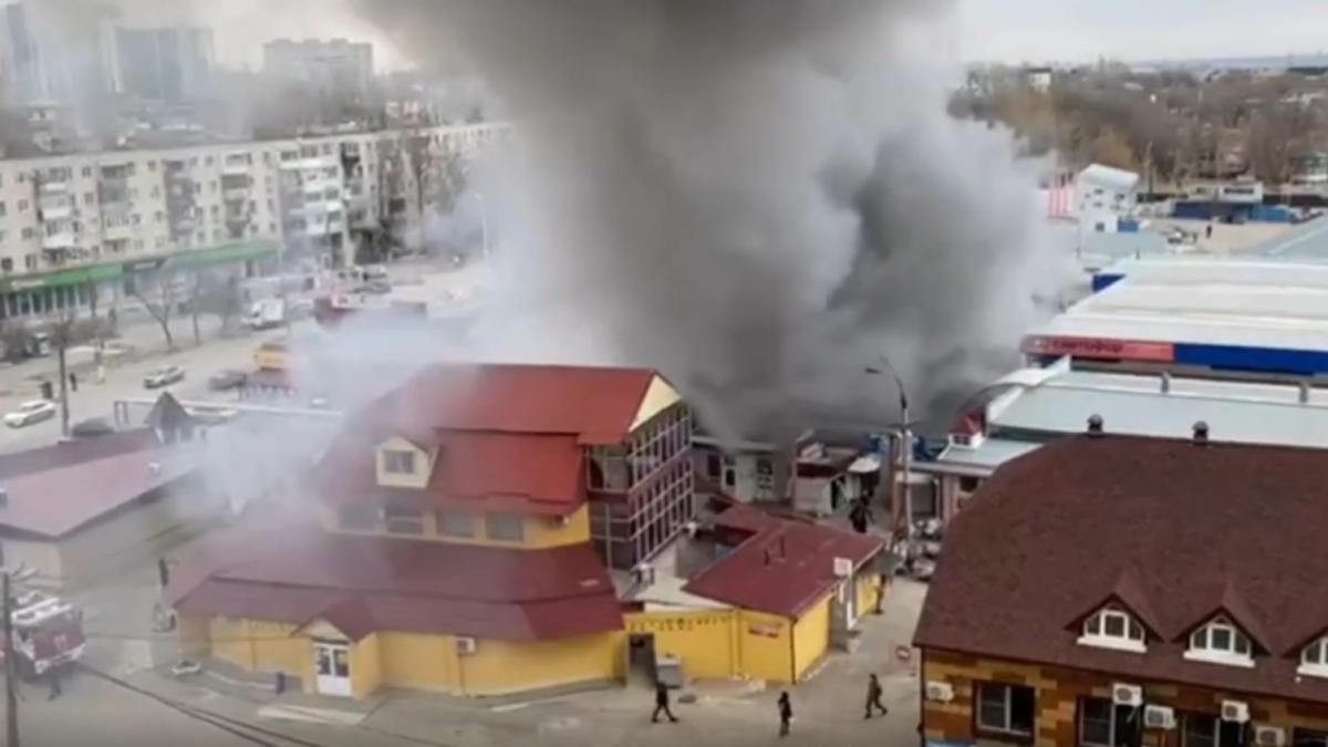 Пожар на Качинском рынке в Волгограде В Волгограде произошел пожар на Качинском рынке