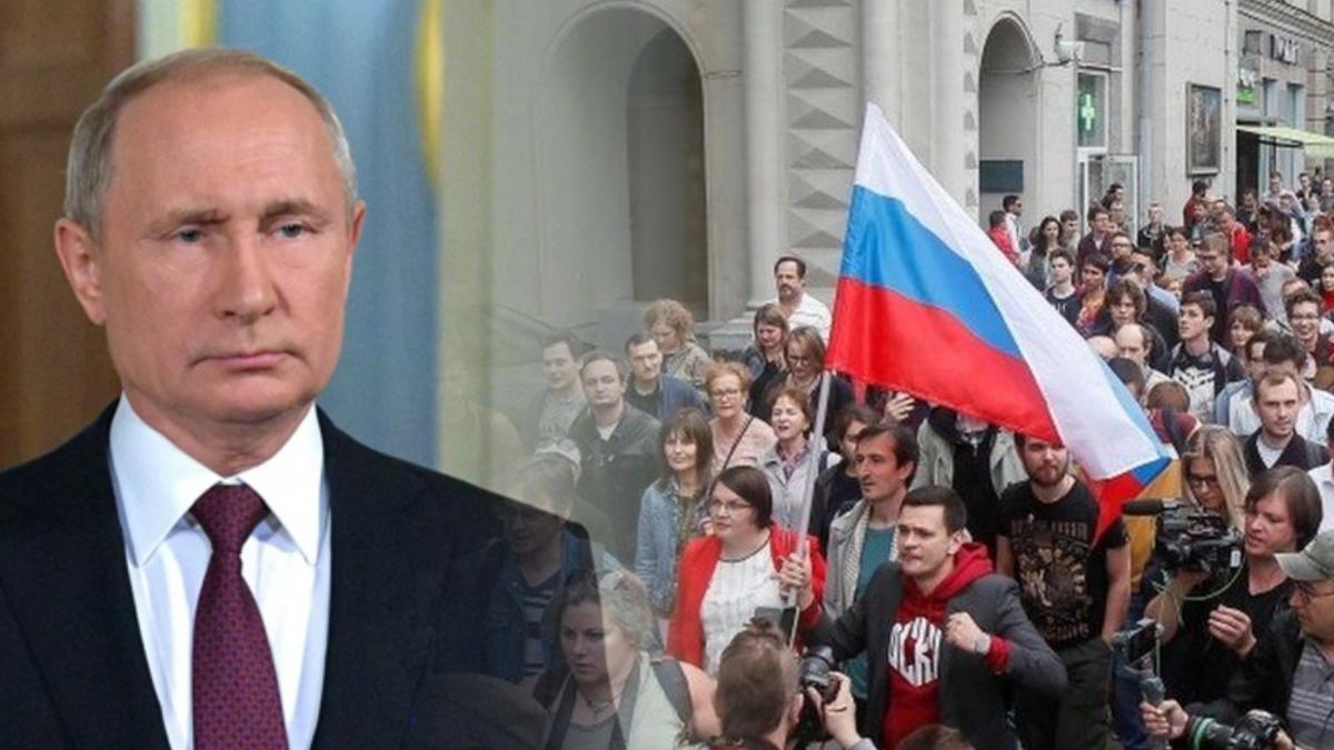 Социологи предупредили о вероятности возникновения в России массовых протестов Массовые протесты в России