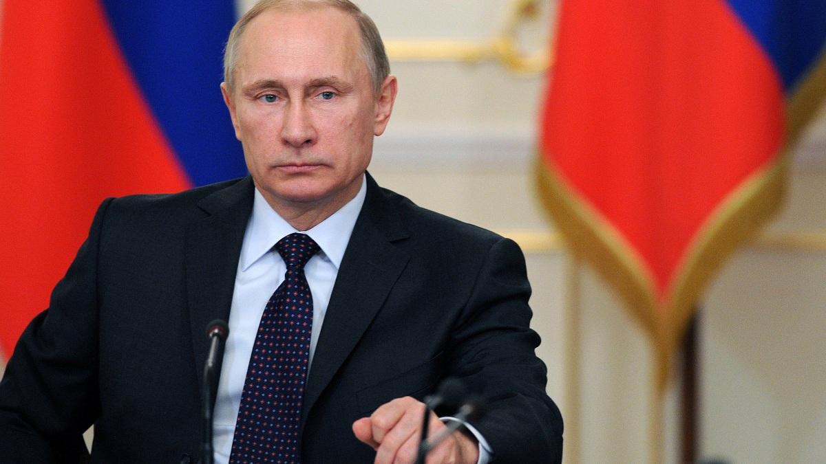 Путин объявил о дополнительных выплатах врачам, ведущим борьбу с коронавирусом Путин объявил о дополнительных выплатах врачам, ведущим борьбу с коронавирусом