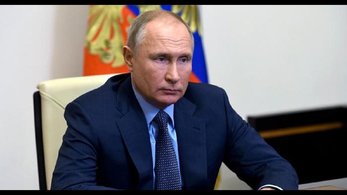 Путин пригрозил «выбить зубы» всем желающим откусить часть России