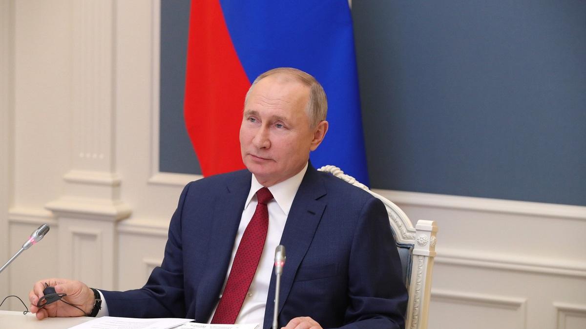Путин согласился объявить выходные с 1 по 10 мая Дни между майскими праздниками сделают нерабочими