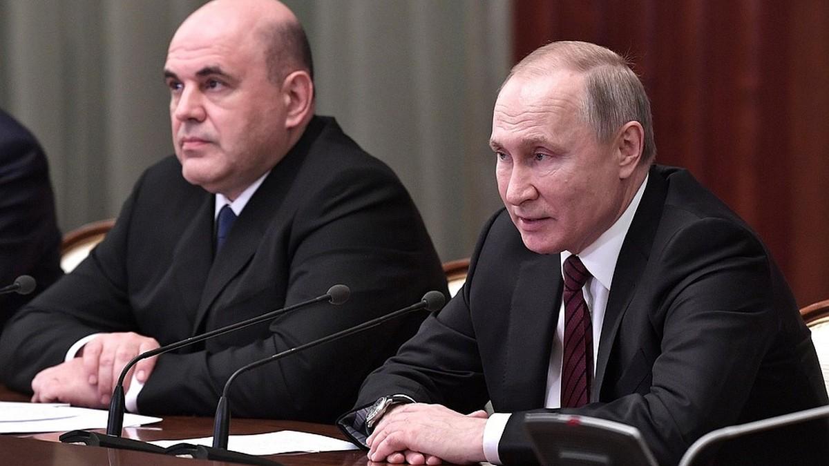 Путин подписал указы о назначении министров экономического блока и развития РФ Владимир Путин и Михаил Мишустин