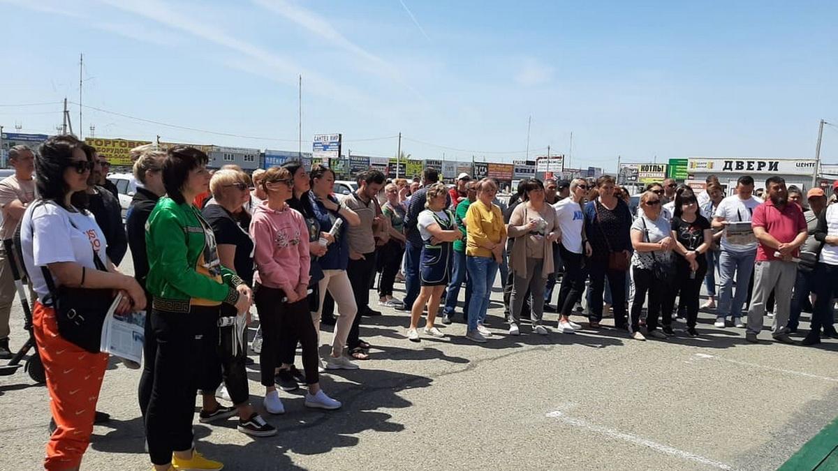Закрытие рынков под Ростовом Предприниматели с рынков под Ростовом
