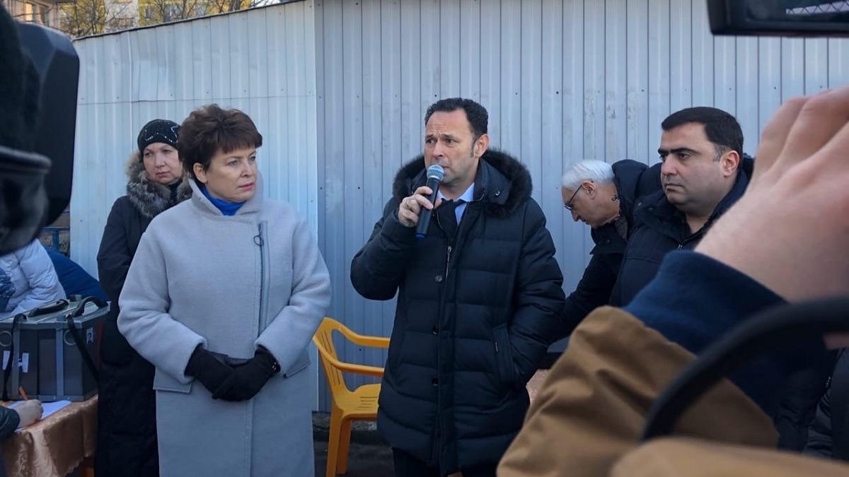 Власти Ростова шантажируют жителей Темерника из-за новой школы Власти Ростова шантажируют жителей Темерника из-за новой школы
