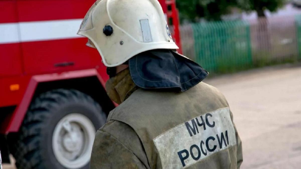 В Ростове продлили режим чрезвычайной пожароопасности Режим чрезвычайной пожароопасности продлен в Ростове