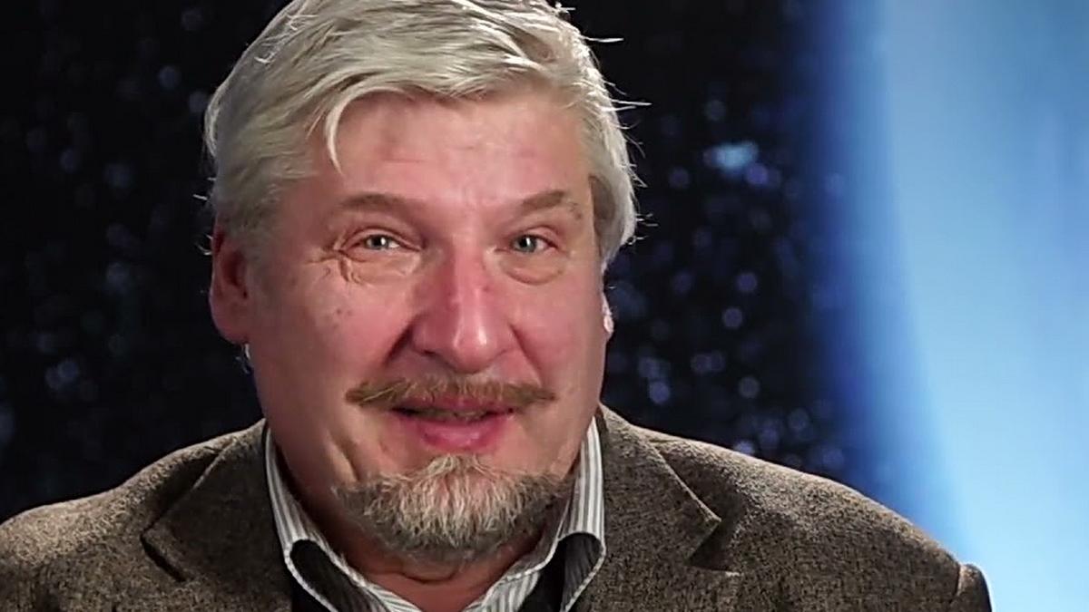 Профессор Сергей Савельев Сергей Савельев
