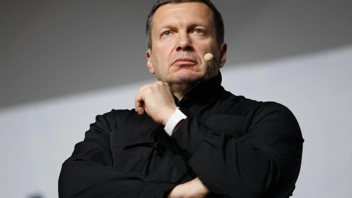 Соловьев https://sm-news.ru/solovyov-nadeetsya-chto-rossiya-ne-priznaet-katavasiyu-s-vyborami-na-ukraine-8679/?amp