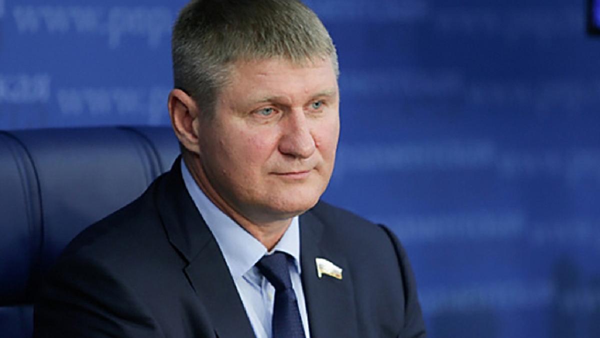 Россия ответила на призыв Великобритании покинуть Крым Депутат ГД Михаил Шемет