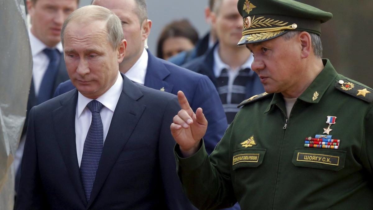 Сергей Шойгу и Владимир Путин Путин Шойгу доклад вместе