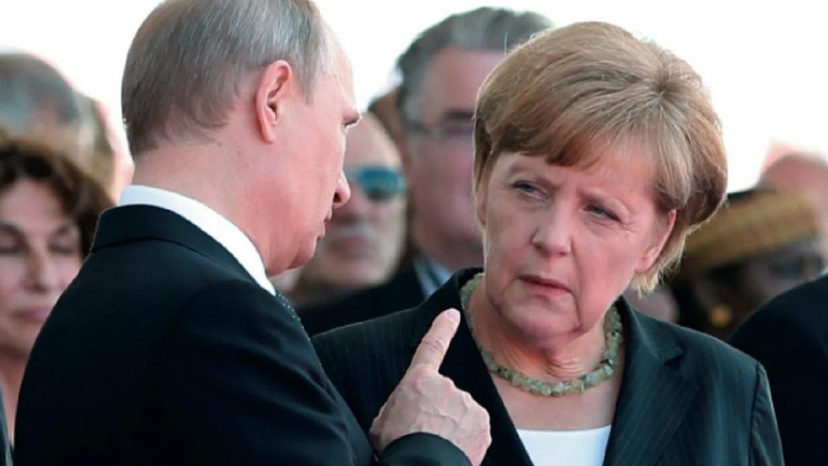 Владимир Путин и Ангела Меркель Слова Путина сбываются