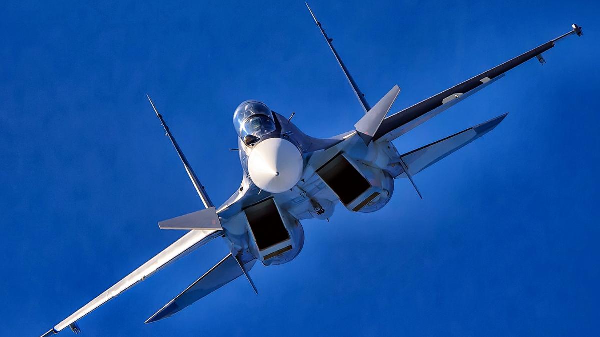 В Тверской области разбился Су-30 Истребитель