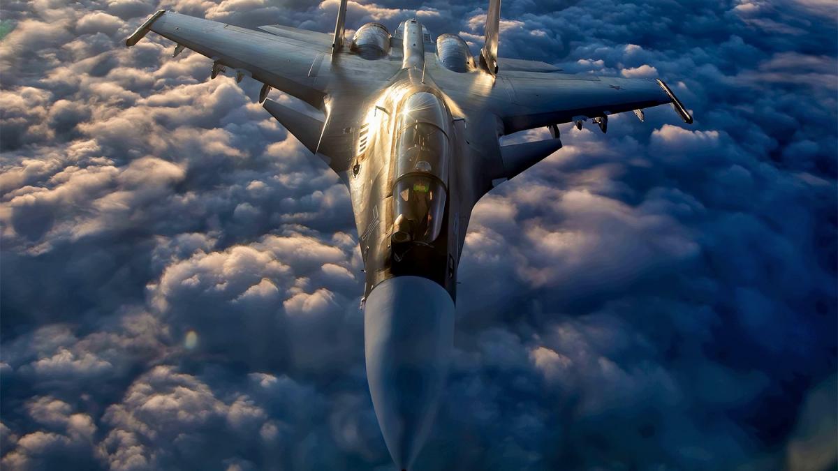 Разбившийся под Тверью Су-30 был случайно сбит на учении Истребитель