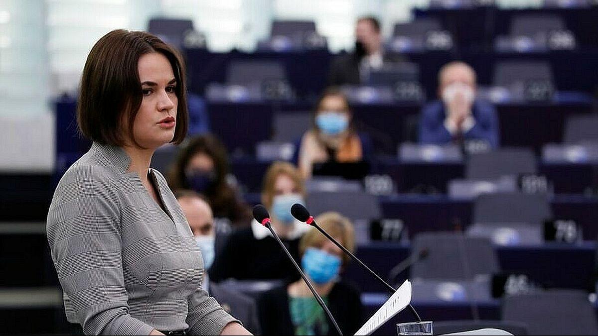 лидер белорусской оппозиции Светлана Тихановская выступает в Европарламенте фото Светлана Тихановская фото