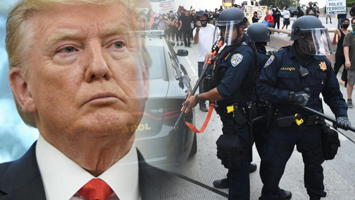 Дональд Трамп и полиция США Дональд Трамп и полиция США
