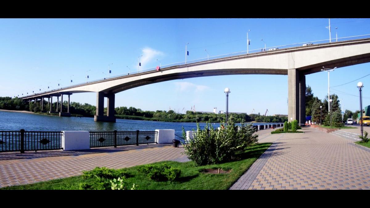 Последние новости сегодня. Ростовчанин выжил после прыжка с Ворошиловского моста