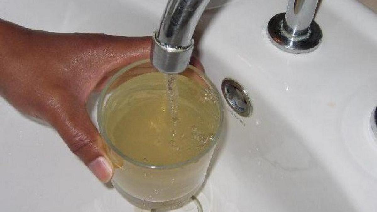 У жителей Ростова из крана течёт болотная вода У жителей Ростова из крана течёт болотная вода
