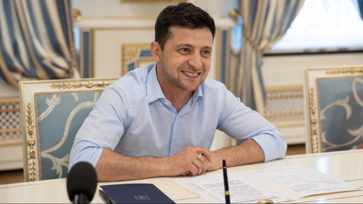 Зеленский пообещал превратить Украину в «базу для покорения мира» Зеленский пообещал сделать из Украины «базу для покорения мира»