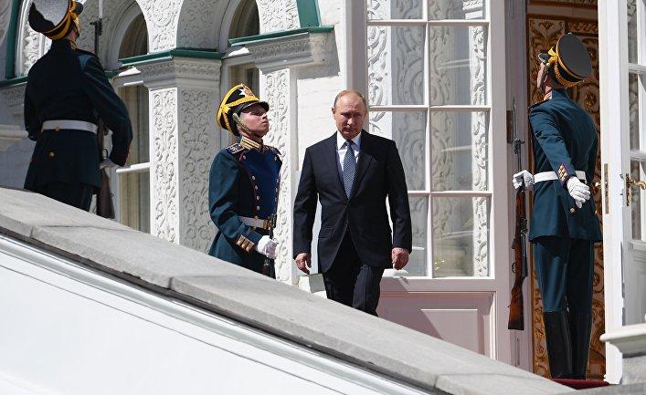 В России стало меньше тех, кто верит, что президент Путин защищает государственные интересы