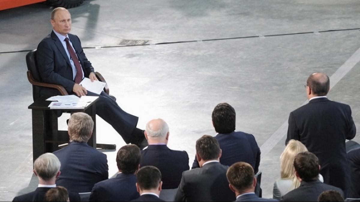 Ответ Путина взорвал зал Путин рассказал, как посмотрел Движение вверх